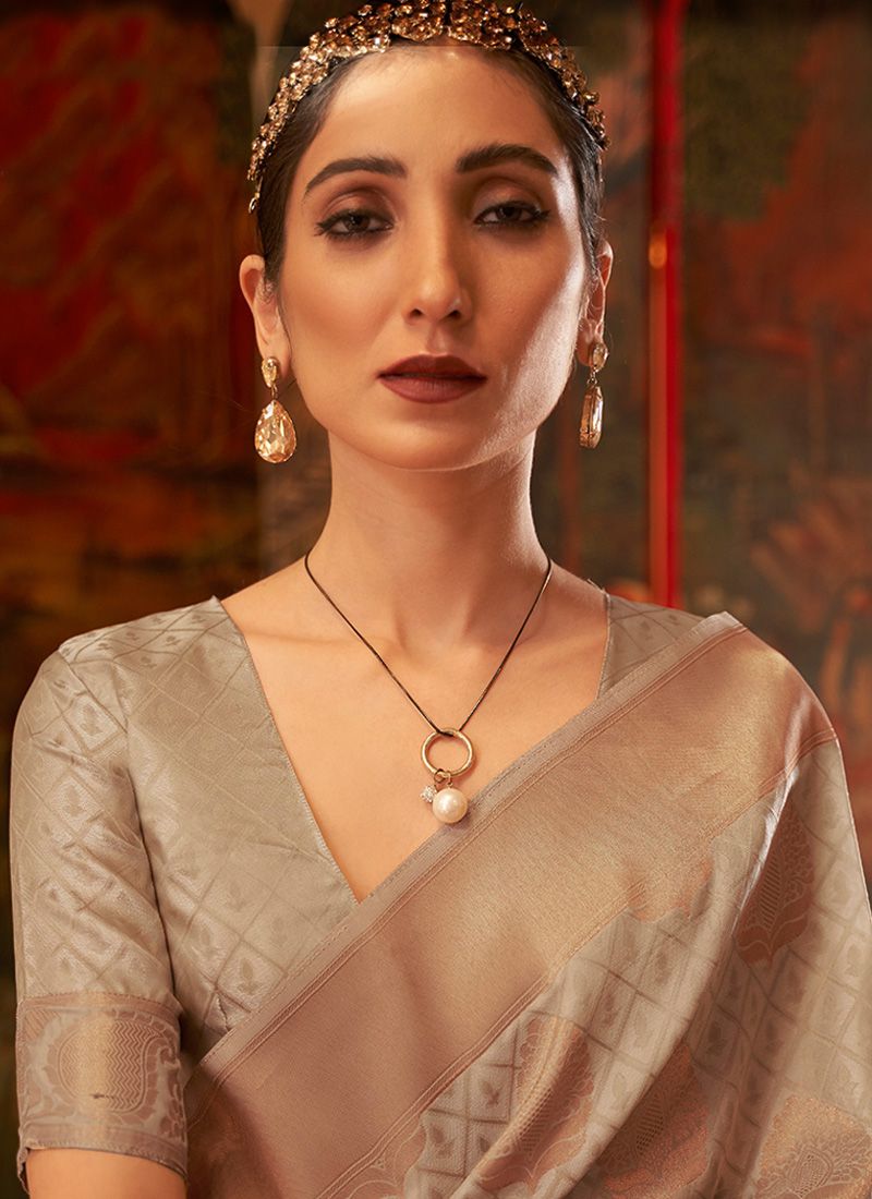 Adorable Beige Zari Bordered Handloom Silk Festive Saree