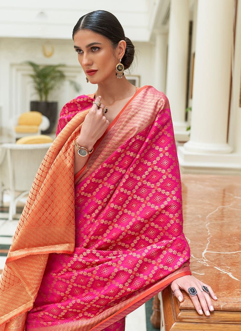 Admirable pink Patola Silk Festive Wear Saree
